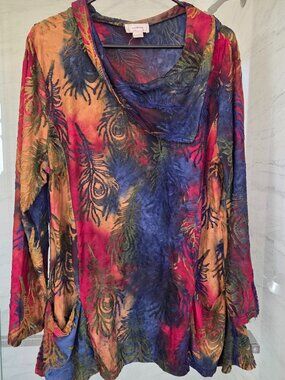 Kamana Floral Print Tunic Top with Long Sleeves